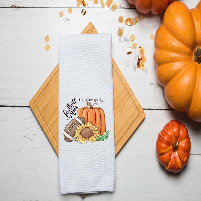 Football and Fall Design, Fall Kitchen Décor, Fall Party Décor