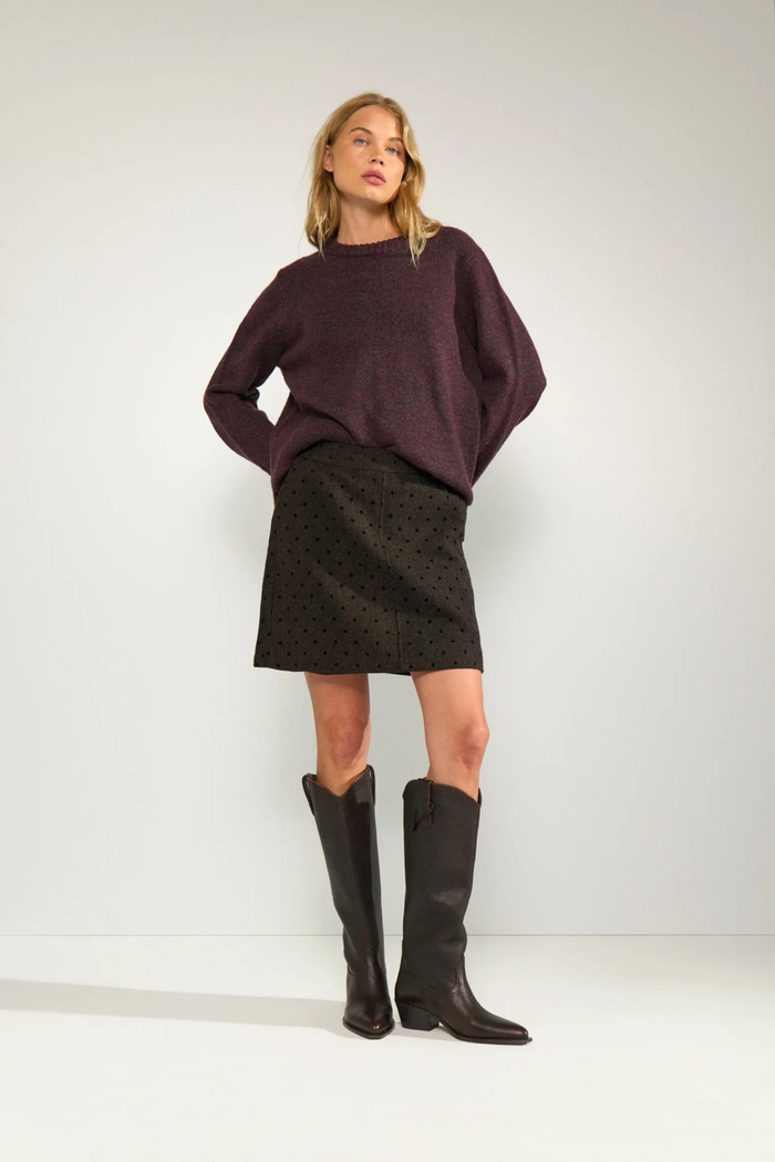 Numph 707271 Nuamia Skirt Black Coffee on model. Shop Numph at Dotique.
