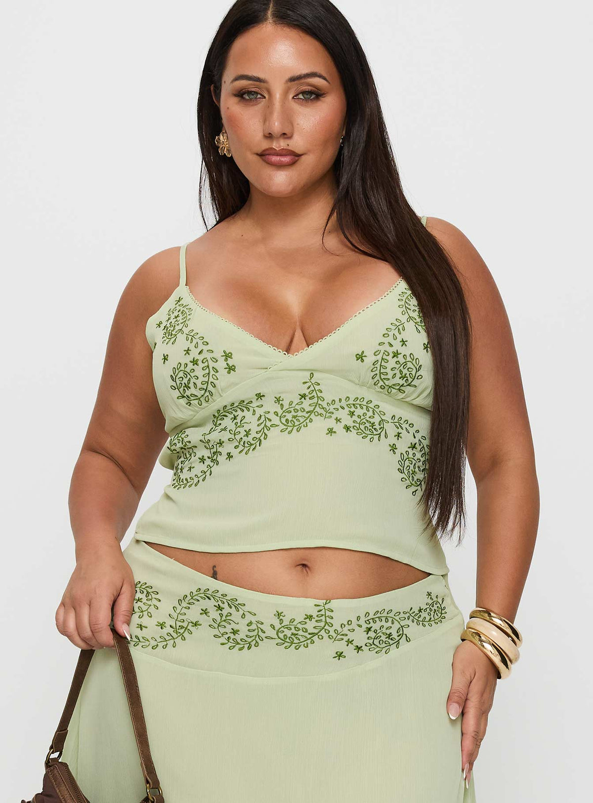 Pappilion Top Sage Curve