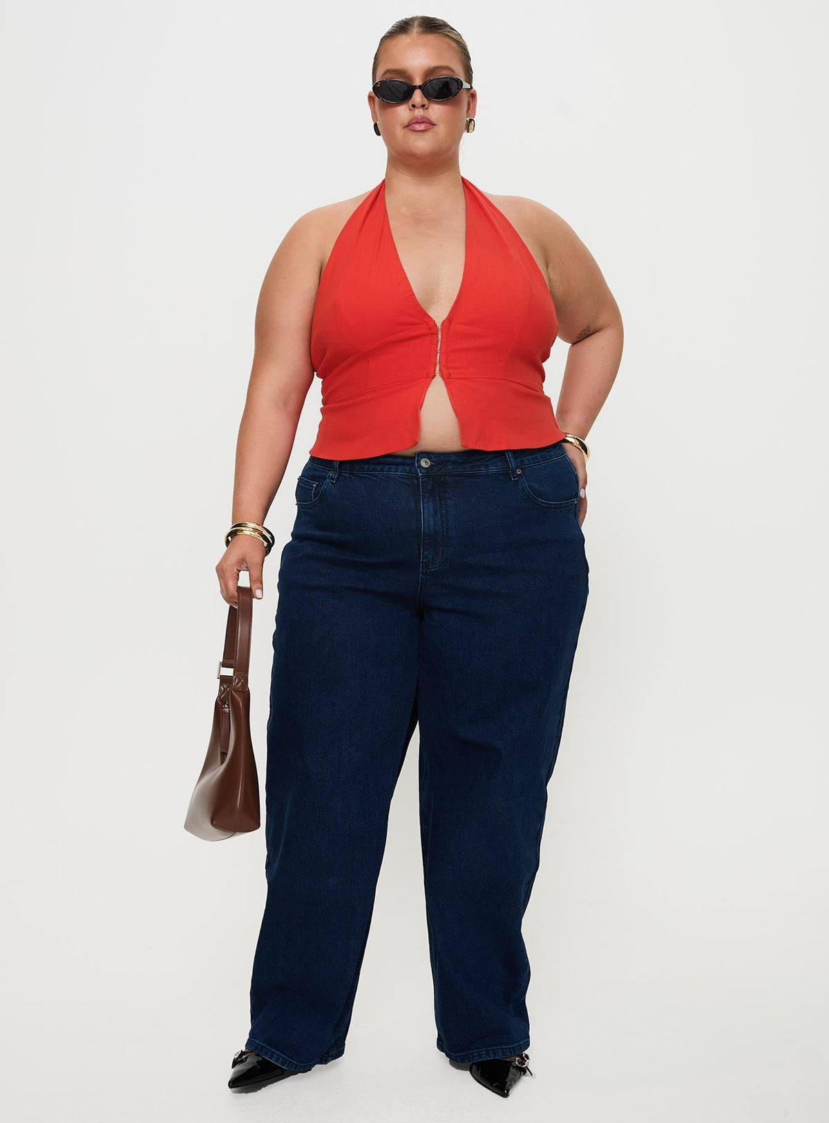 Pleasing Top Red Curve