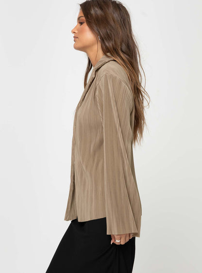 Louie Pleated Shirt Beige