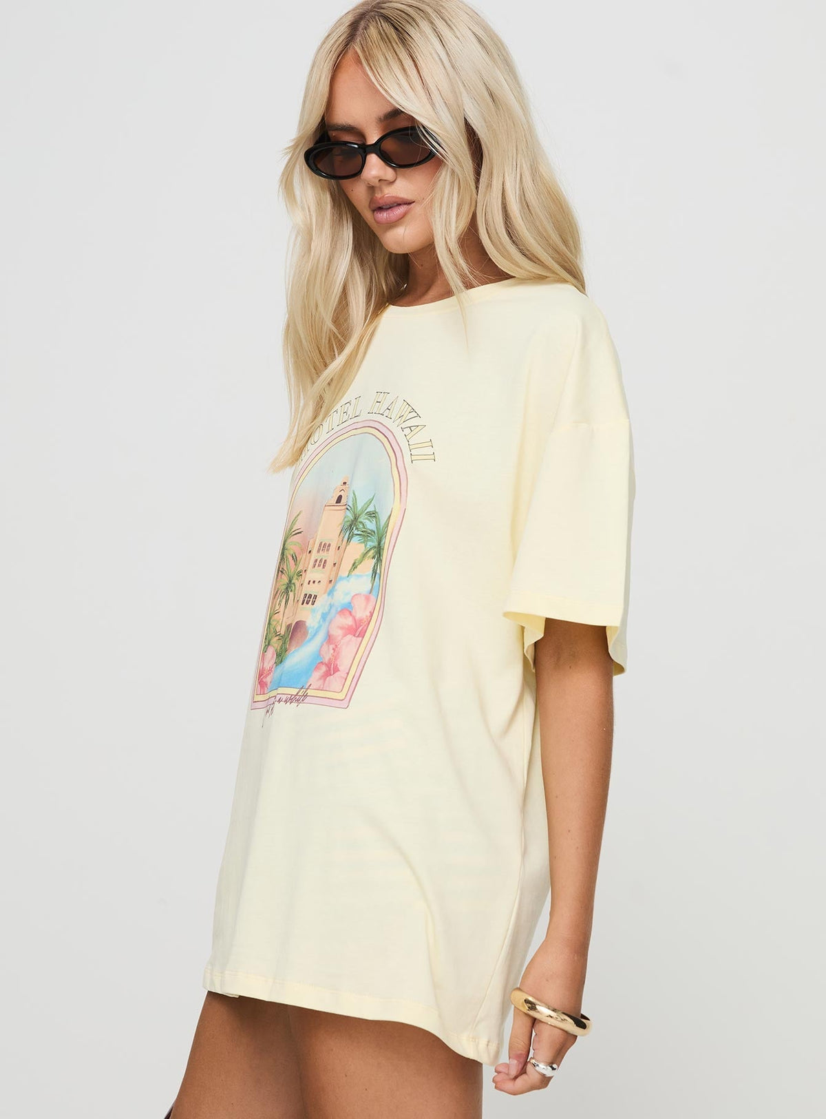 Hotel Hawaii Oversized Tee Yellow