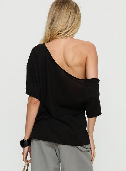 Winny Off Shoulder Tee Black