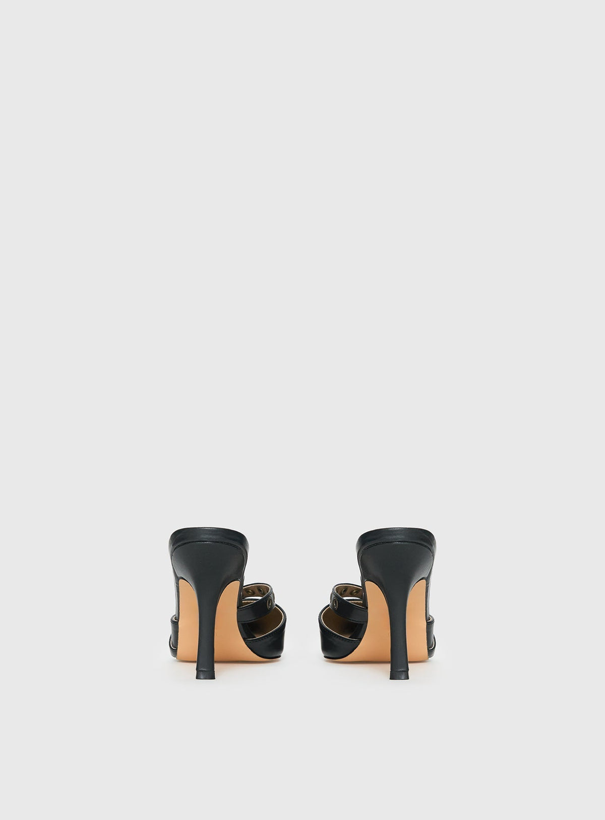 Compelling Pointed Toe Heels Black