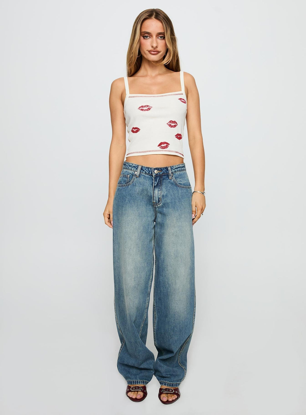 Smooches Graphic Top Cream