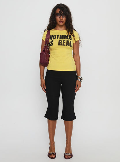 Nothing Is Real Graphic Top Yellow / Black