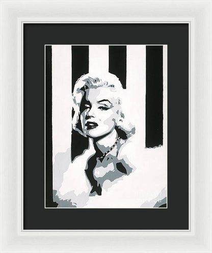 10.5" x 14" / White / Black