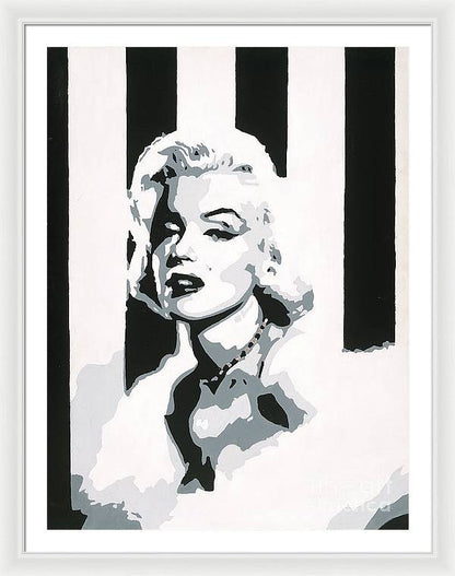 30" x 40" / White / White