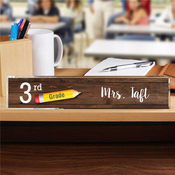 Personalized Wood Grain Teacher Name Plate