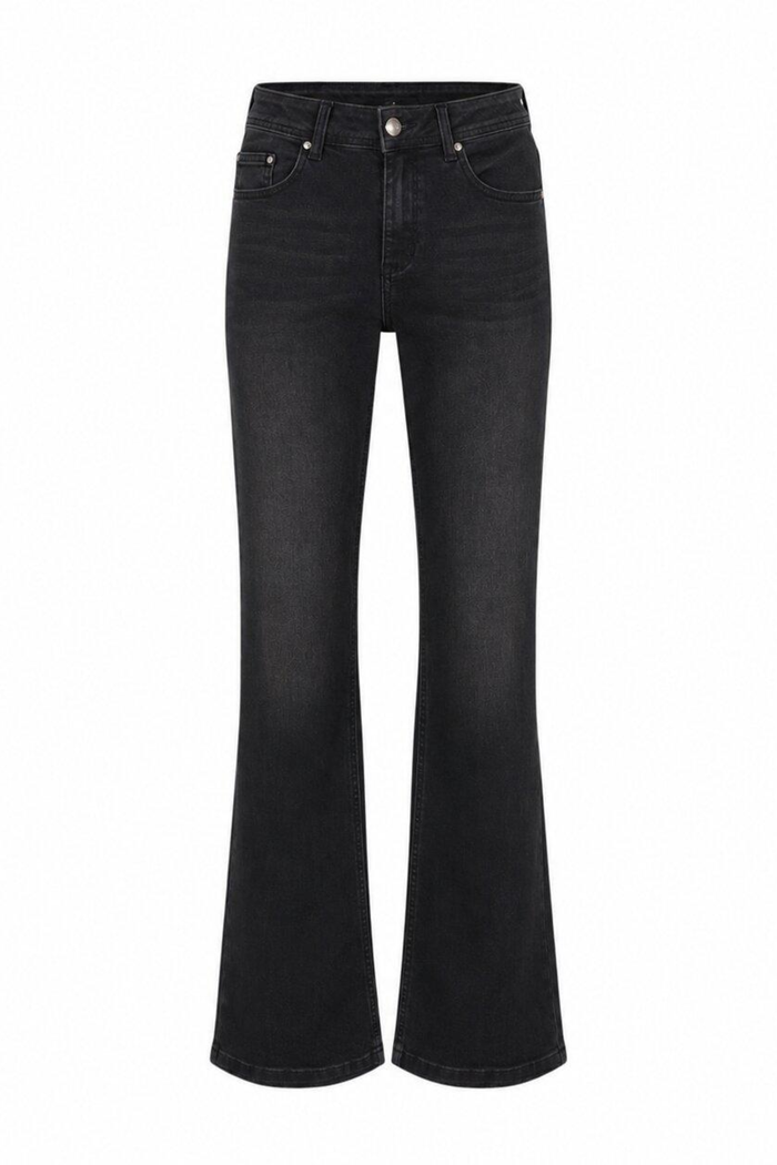 Shop Red Button Colette Jeans in Black Used at Dotique. Easy regular-fit black jeans available in both L31 and L33 leg lengths for the perfect fit.