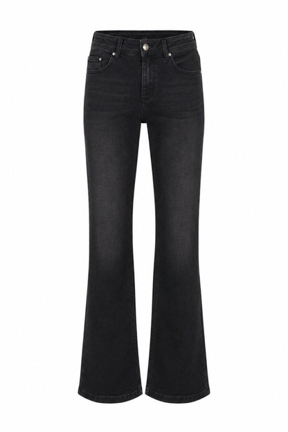 Shop Red Button Colette Jeans in Black Used at Dotique. Easy regular-fit black jeans available in both L31 and L33 leg lengths for the perfect fit.